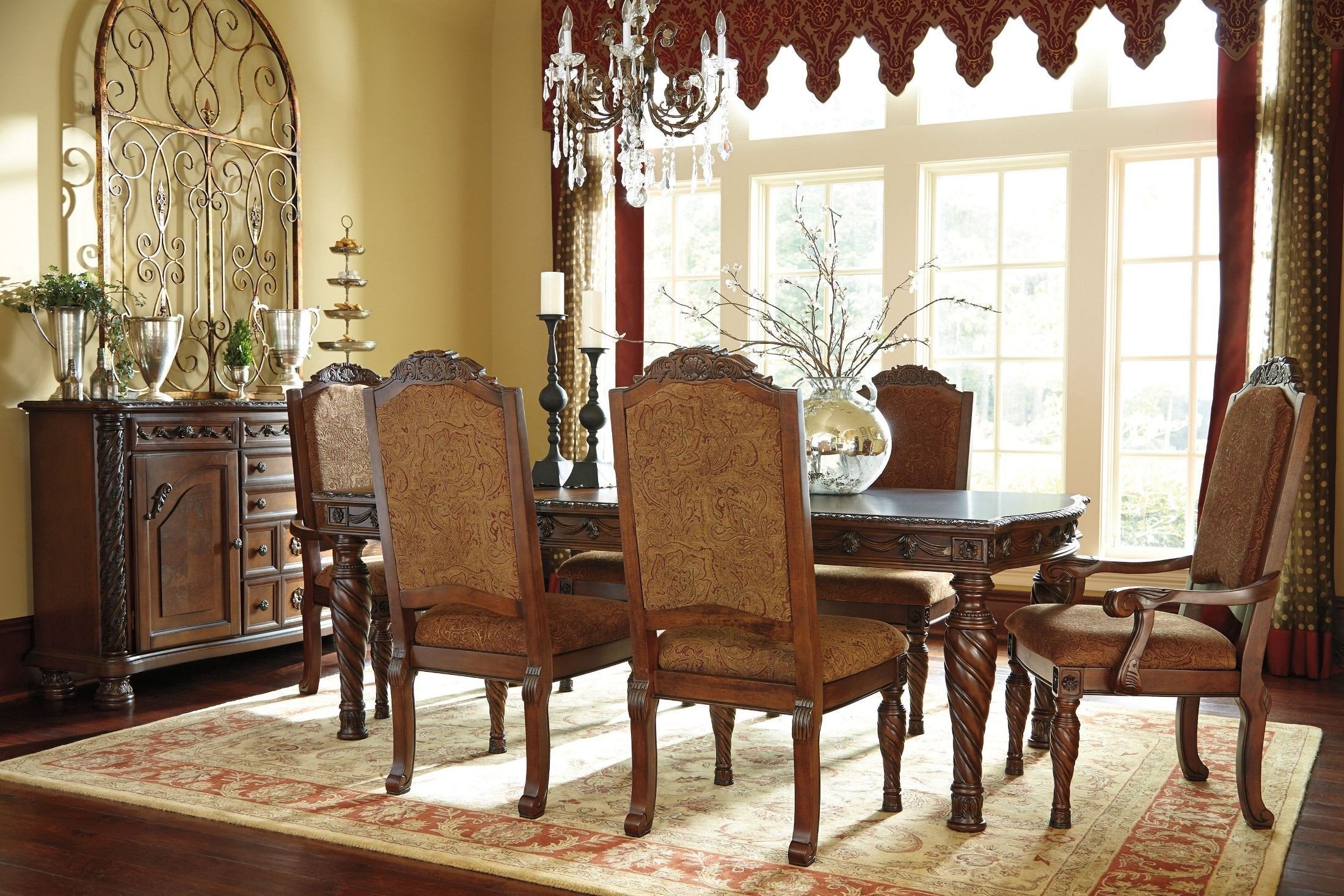 North Shore Rectangular Dining Room Set